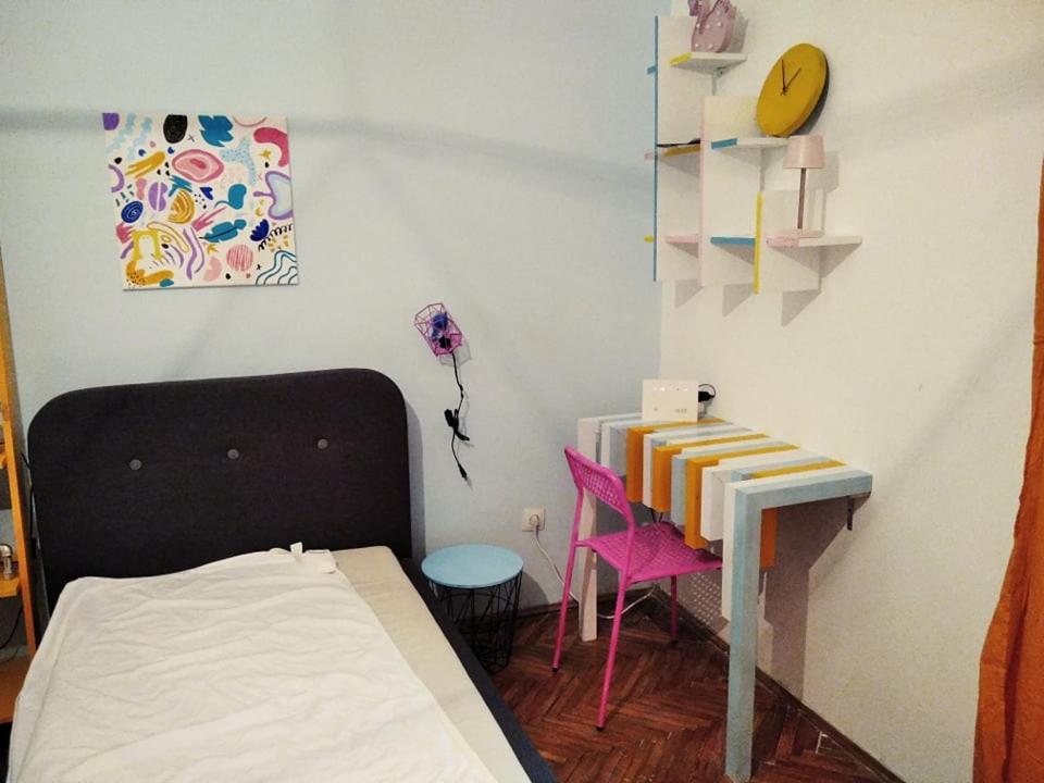 Mystra Apartment Pula Bagian luar foto