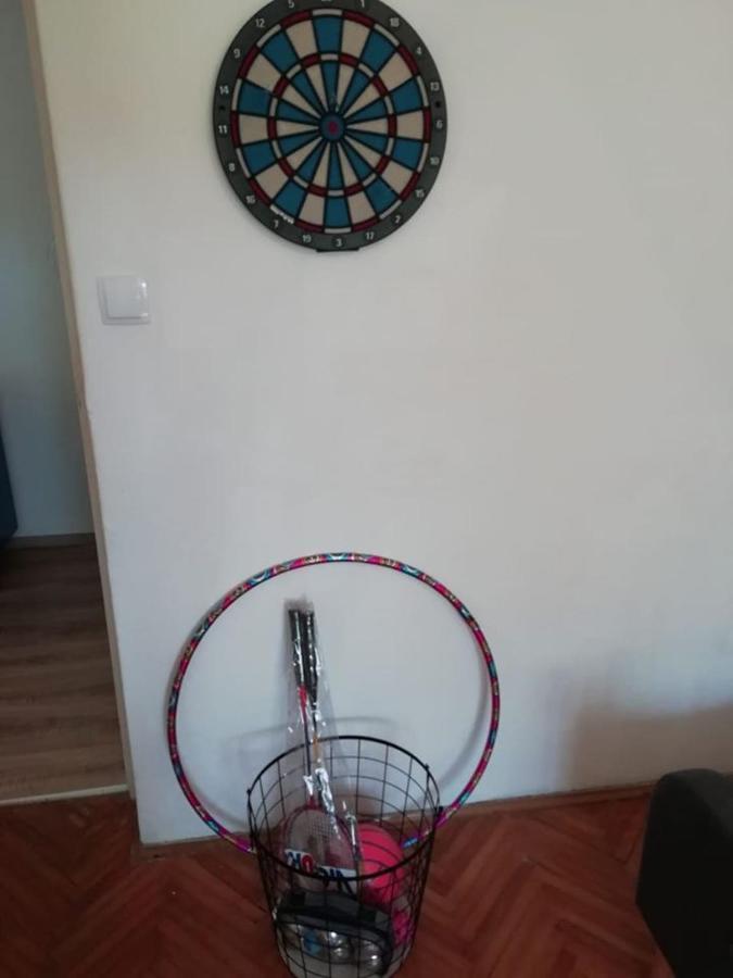 Mystra Apartment Pula Bagian luar foto