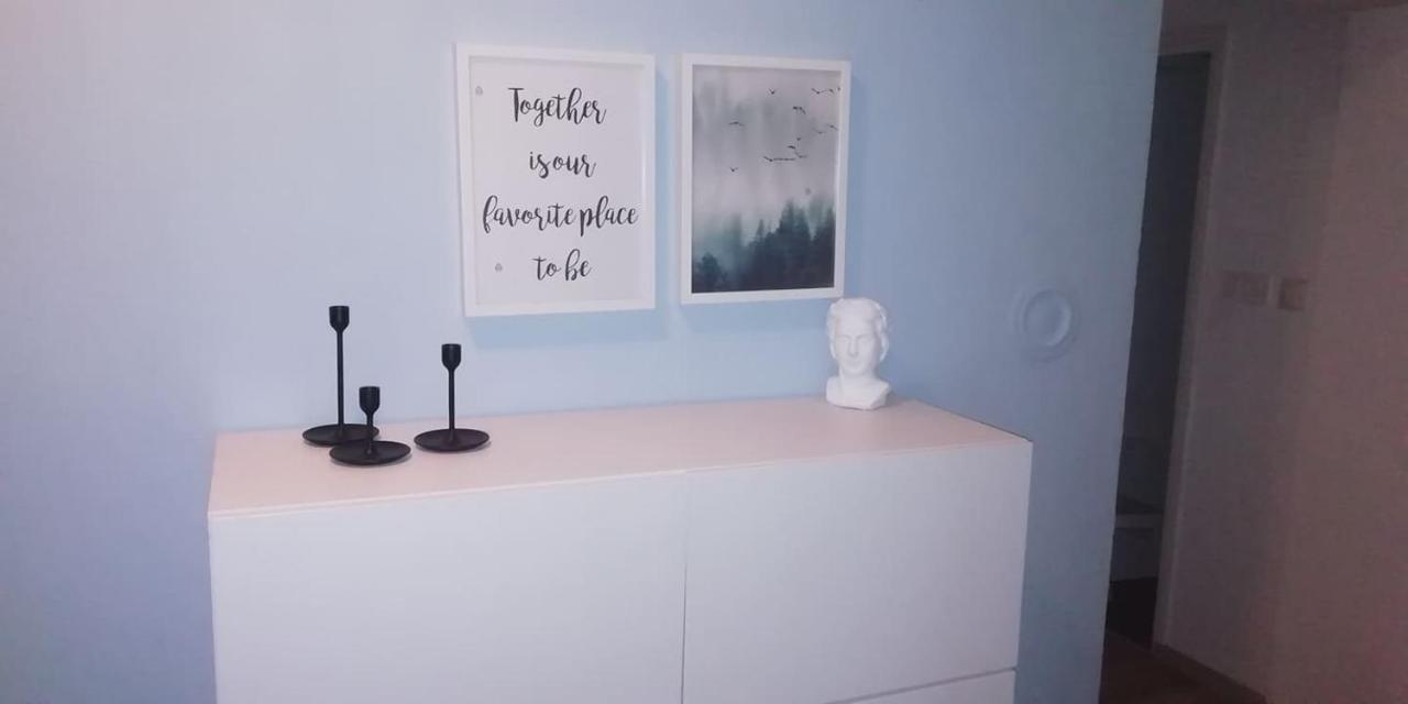 Mystra Apartment Pula Bagian luar foto